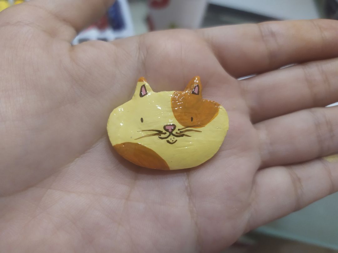 Good, I used it as varnish and it dries fast and looks great