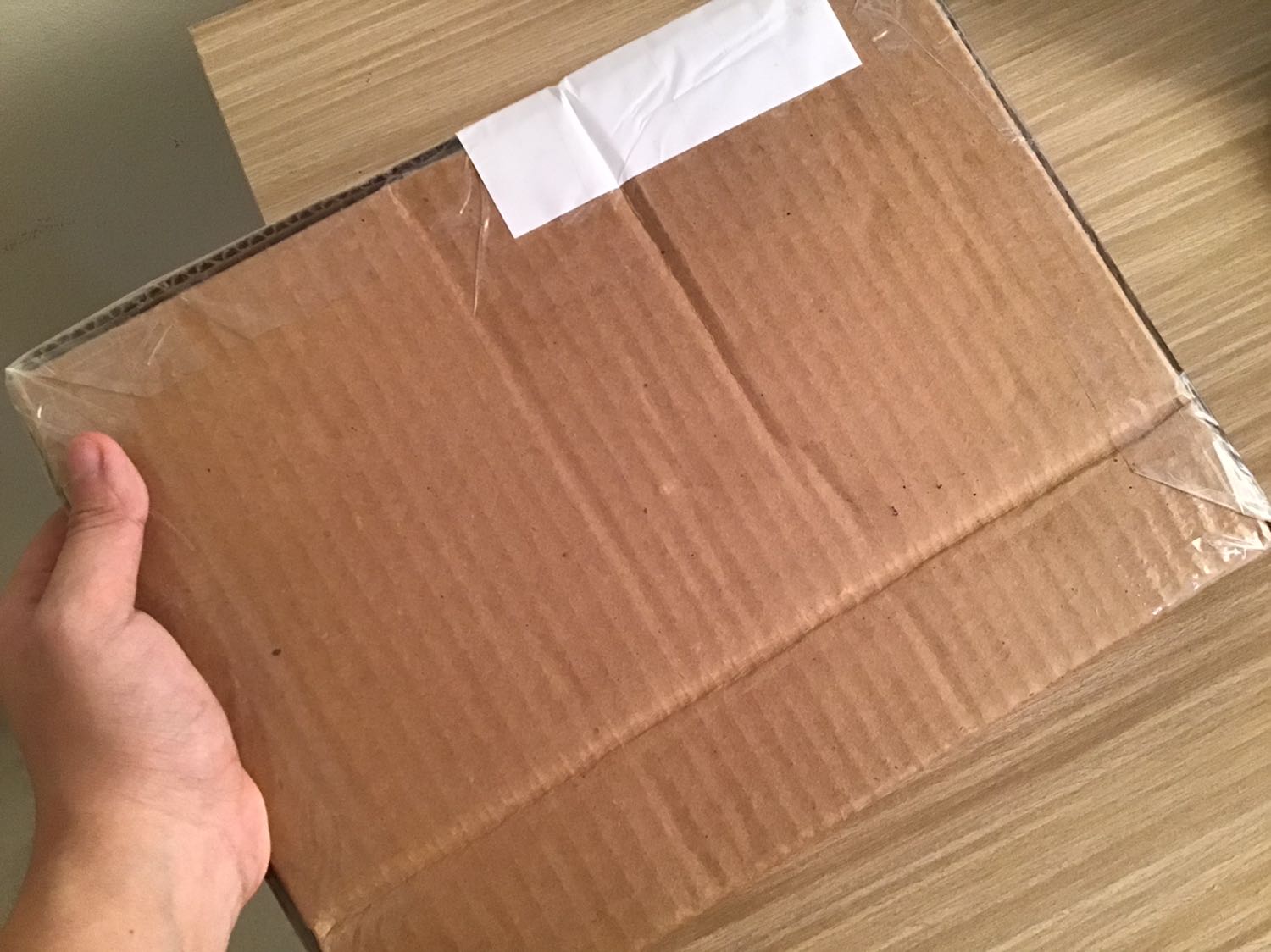 Sản phẩm cứng cáp, giao hàng nhanh, ổn.