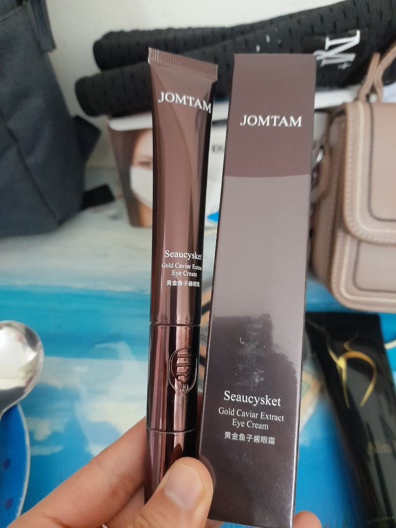 giao hành nhanh, chất lượng thì mình chưa dùng nên chưa rõ lắm. sẽ ủng hộ shop lần sau. Nhưng shop đánh sai chính tả nhé 🙃! giao hành nhanh, chất lượng thì mình chưa dùng nên chưa rõ lắm. sẽ ủng hộ shop lần sau. Nhưng shop đánh sai chính tả nhé 🙃!