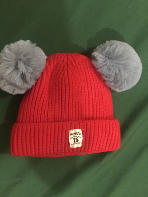 đặt màu nâu giao màu đỏ -> shop cũng không báo trước với khách luôn
sản phẩm đăng là set mũ và khăn -> giao hàng có mỗi cái mũ chứ không có khăn.
chán shop ghê gớm. shop đã mất 1 khách rồi đấy shop ạ.