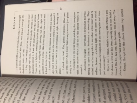 Sách hay, nội dung thú vị, nhẹ nhàng, tươi trẻ. 10₫ giao hàng vì quá nhanh, đặt hôm trc mà hôm sau nhận đc luôn nè. Lần đầu mua sách của Fahasa mà thấy đóng gói, bọc sách cẩn thận quá trời