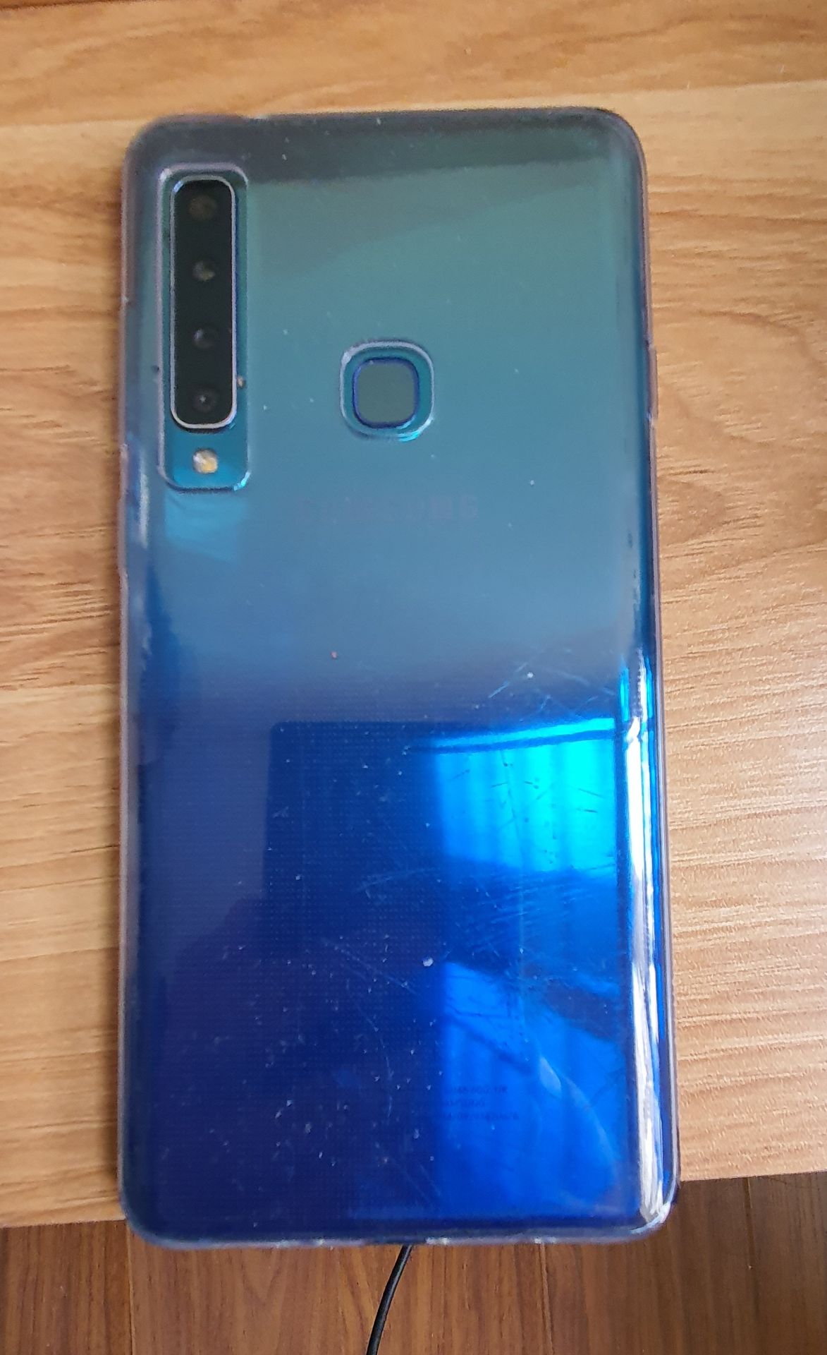 mẫu đơn giản nhưng khá đẹp, giá rẻ