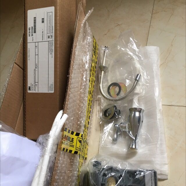 chưa sử dụng nhưng nhìn rất đẹp,đúng hàng 3M chưa sử dụng nhưng nhìn rất đẹp,đúng hàng 3M