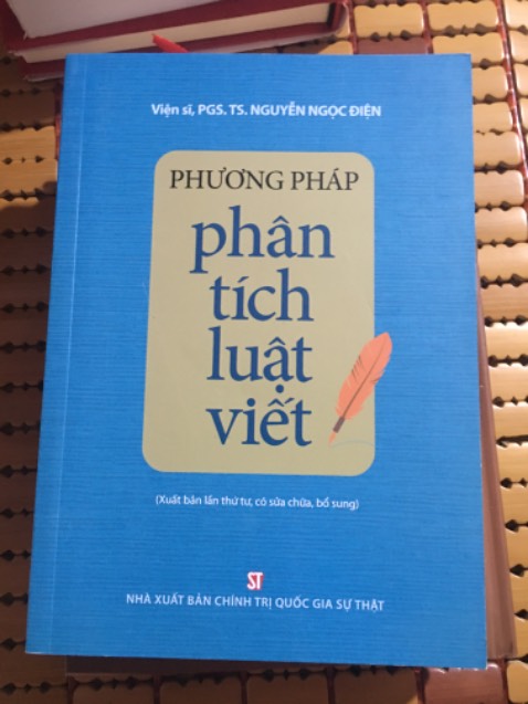 Cuốn sách rất hữu ích cho dân Luật