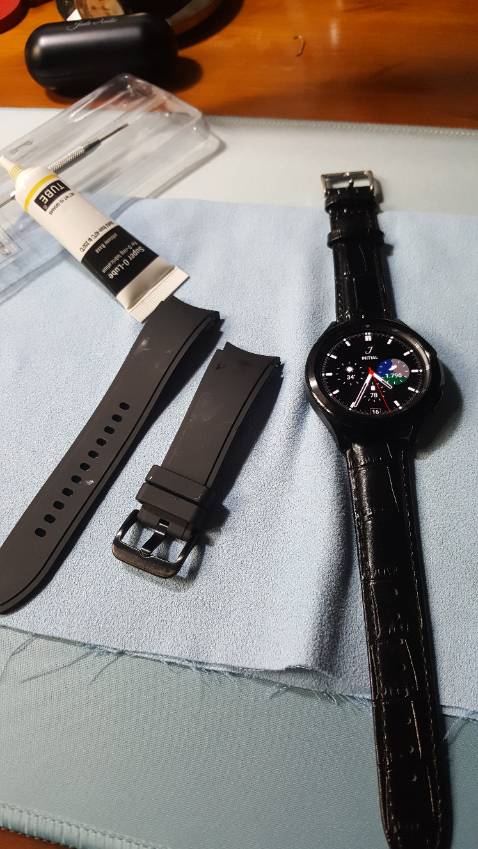 Dùng ổn. Còn xem có bị gãy chỗ cài khóa ko? Đánh giá sau vì còn do cách dùng nữa ạ.