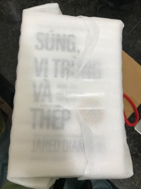 Thực sự rất mong chờ cuốn sách, quá hay và nhiều kiến thức tưởng chừng mới mẻ nhưng lại là lẽ dĩ nhiên của quá trình phát triển xã hội. Shop bọc sách thì cực kỳ cẩn thận, còn có xốp chống sốc 🥰
