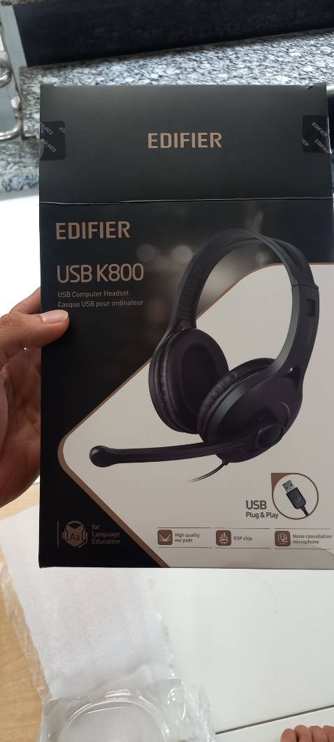 Mình thấy chất lượng âm thanh cũng tạm ổn thôi. Bass và độ trầm ko bằng Sennheiser. Nhưng thấy Tiki có tằng kèm móc khóa, nhưng khi nhận hàng ko thấy quà tặng kèm theo. Hơi thất vọng vì Shop và Tiki giao thiếu quà cho mình.