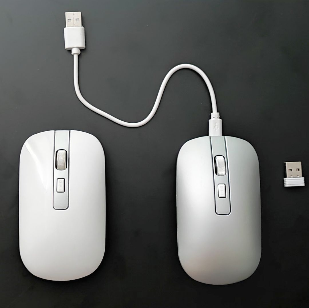 Rất kết bạn màu trắng về chất lượng và ngoại hình nên hốt thêm bạn màu bạc về. Bấm chuột nghe có tiếng "bụp" nhỏ xíu, trầm, chứ âm thanh không thé, chát, to như chuột thường. Sạc pin 2.5 tiếng, sd hơn 1 tháng vẫn chạy ngon.