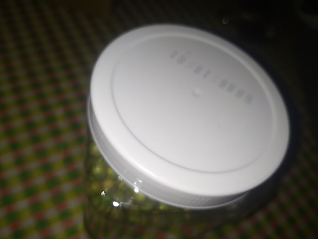 nếu có thể shop làm loại ít cay và cay sẽ ổn hơn, trước mình mua nó cay vừa, mà lần này cay khủng, mình lại bị đau dạ dày chứ. gao hàng nhanh, đóng gói đẹp, hsd mới, giòn. chúc shop buôn may bán đắt