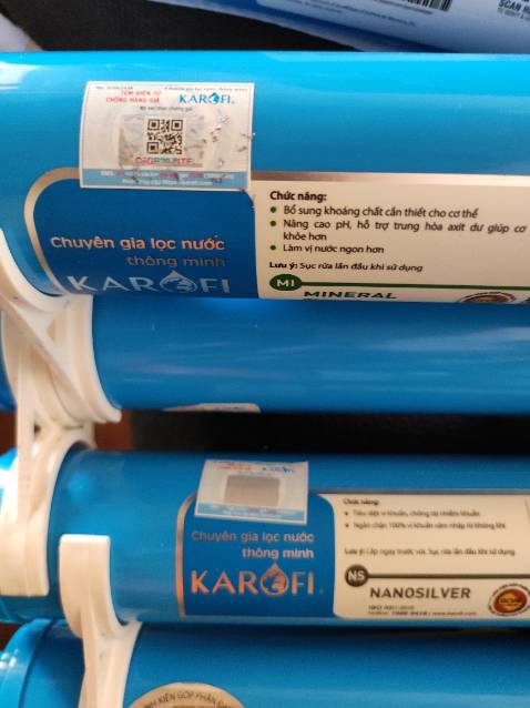 Ảnh 1:cùng là 1loại ,cùng đến từ USA mà chữ in khác nhau.Quan trọng nhất là team chống hàng giả thì không có như hình 2?cái mình mua là hình 3.