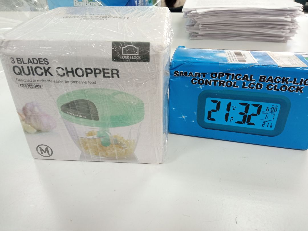 mới đầu xem minhg cũng ko tin là tốt nhưng mua về dùng mới thấy quá thích. 
dao sắc, cắt hoa quả táo hay cam đều OK. cực ưng, cám ơn shop
đong gói chắc chắn và giao hàng nhanh, cám ơn shop