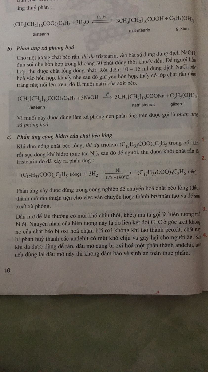 Mình mua về để xem phần Hoá học 12 nhưng khá thất vọng vì sách có khá nhiều phần rất khác với sgk mình đã học. Hy vọng bên sản xuất chỉnh sửa lại ạ