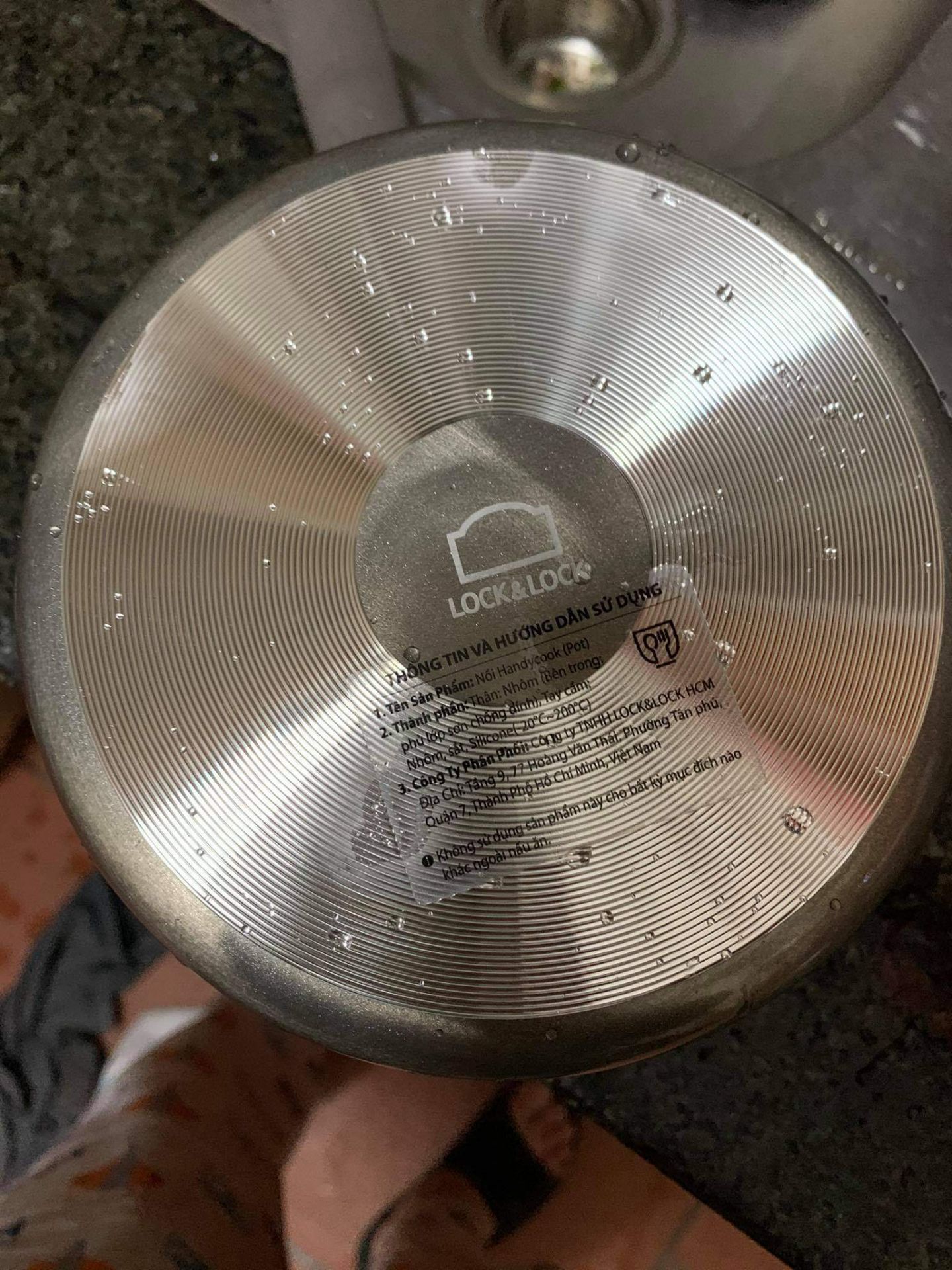 hàng chắc chắn, đẹp. đóng gói cẩn thận, sale rẻ còn 163k. mà ship siêu chậm. đặt hàng từ thứ 6 nhưng thứ 4 mới nhận được hàng, hệ thống thì hẹn thứ 2 sẽ giao đến nơi