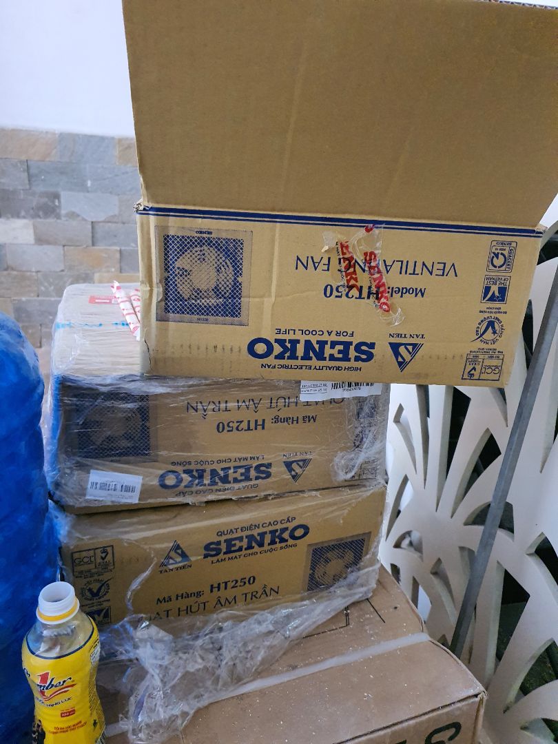 Giao nhanh, sản phẩm rất cứng cáp, do ko để ý kỹ kích thước nên mình mua về ko lắp vừa. Tiki có thể cho mình đổi 2 cái còn lại chưa bóc ko ạ