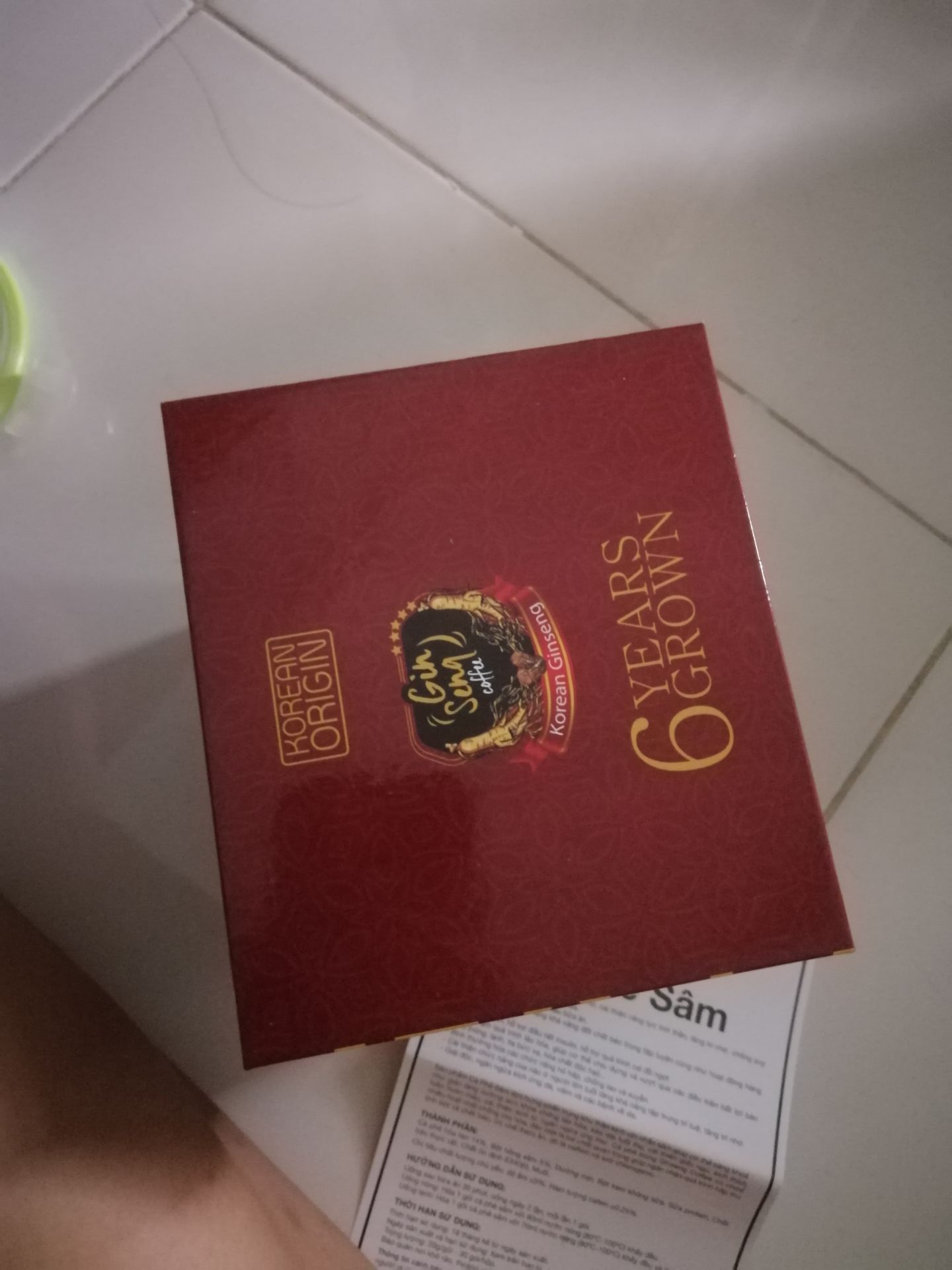 Mới uống bị đầu mùi sâm nên hơi lạ. Nhưng qua 2-3 bị thì thấy dễ uống hơn nhiều uống ko mệt ko mất ngủ. Còn giảm cân hay ko uống hết lên cmt típ nhé