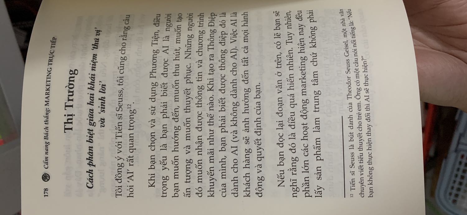 Sách nhiều chiến thuật hay, nhiều ví dụ thực tế và dễ hiểu lắm. Đọc Dan Kennedy quả thật sáng mắt ra nhiều