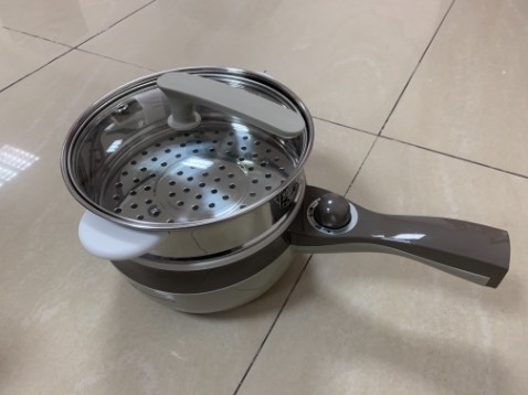 nồi đẹp, đóng gói cẩn thận,giao hàng nhận
shop còn tặng thêm cả thìa vs cọ rửa
tuy nhiên dung tích sản phẩm ko đúng như trên bao bì vì về đo thư chắc chỉ tầm 1,5l