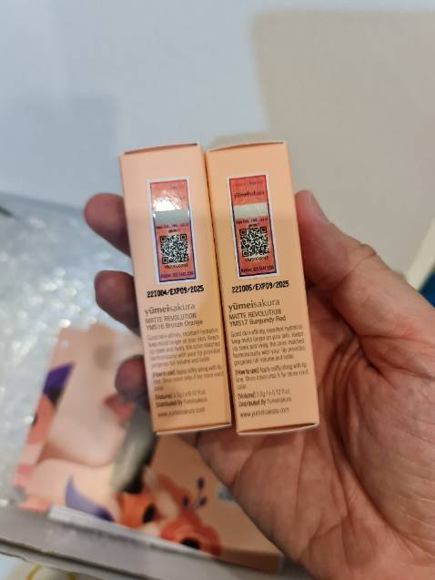 Đóng gói giao hàng chuyên nghiệp đúng giờ. Bao bì rất sang so với giá