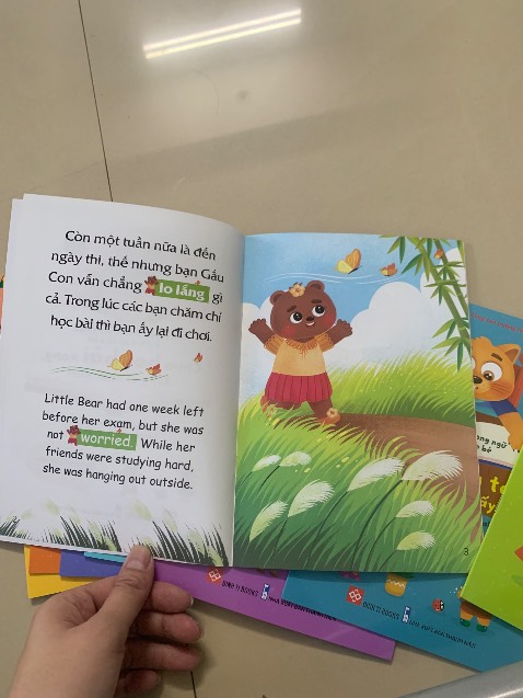 Mới đọc thử 1 quyển thì thấy khá hay