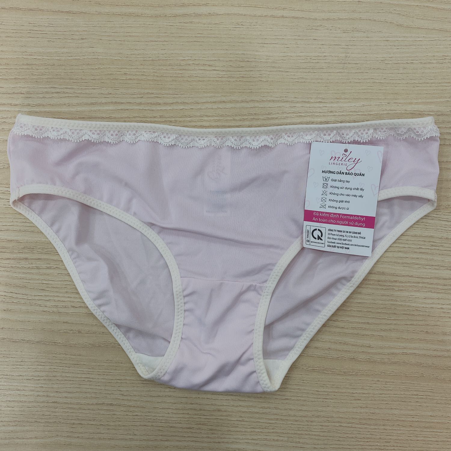 Quần chất thun lạnh tốt, màu sắc đẹp, Tiki giao nhanh. Mua mẹ mình rất thích, sẽ mua ủng hộ tiếp