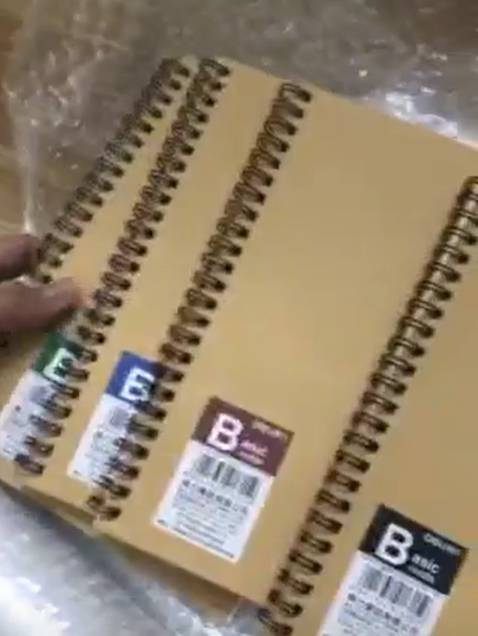 Sổ như Muji mà rẻ hơn hẳn, giấy viết ổn mực bút gel vẫn ok. Mình đếm là 60 tờ 120 trang chứ không phải 60 trang như tên sản phẩm. Mua flashsale giá cũng tốt hơn nữa. Cảm ơn tiki và shop.