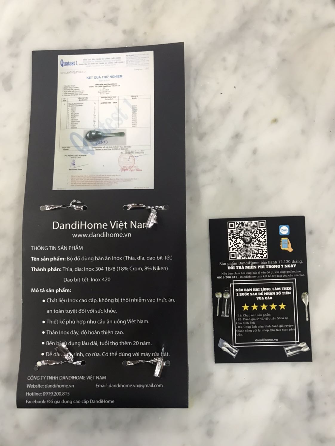 Một sản phẩm Made in Việt Nam có chất lượng rất tốt, có cả kết quả kiểm nghiệm vật liệu nên sử dụng rất yên tâm. Thiết kế nhìn khá sang trọng, logo in sắc nét. Nhà sản xuất chắc hẳn đã rất thấu hiểu người tiêu dùng. 
Sản phẩm được đóng gói cẩn thận và giao hàng nhanh chóng!