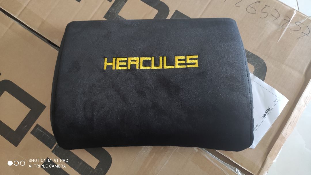 Khá nặng. Dễ lắp ráp. Gối lưng ko có dây đai như mẫu. Khá nặng. Dễ lắp ráp. Gối lưng ko có dây đai như mẫu.