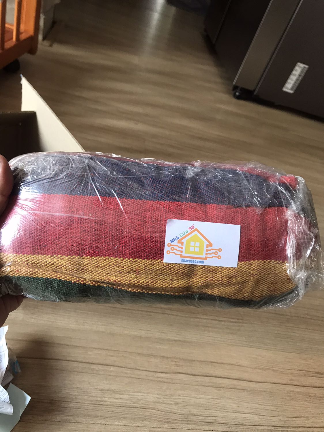 Gọn nhe, chắc chắn màu sắc trang nhã. Giao hàng cực nhanh giá lại rẻ Gọn nhe, chắc chắn màu sắc trang nhã. Giao hàng cực nhanh giá lại rẻ