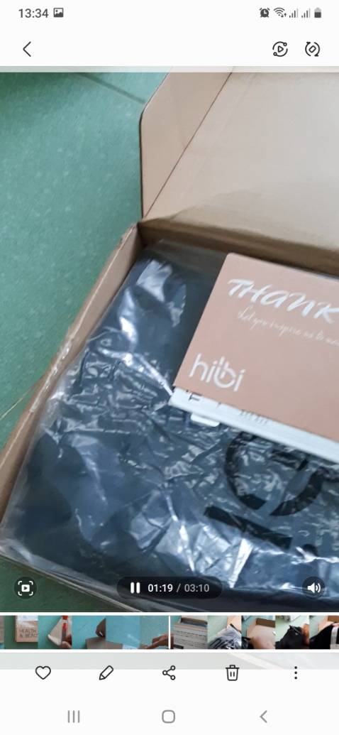 Vải đẹp, đường chỉ may cũng chắc chắn. Hàng giống mẫu, ok vừa lòng. Hàng được đóng gói cẩn thận thận. Sẽ tiếp tục ủng hộ shop.