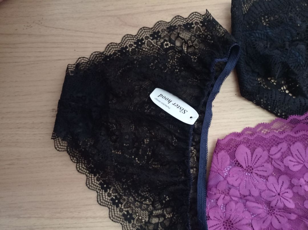 Quần đẹp lắm shop ạ, nhiều mẫu hoa ren, lên mình rất thích, sẽ quay lại ủng hộ shop, sp giá quá hợp lí luôn