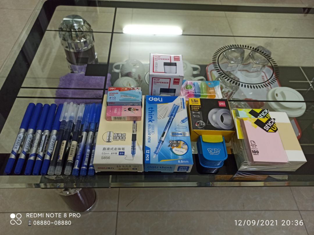 Tiki giao hàng nhanh, đóng gói hàng cẩn thận. Hàng của Deli chất lượng tốt, giá cả sale-off hợp lý nên mình cứ làm cả lố để dùng dần.