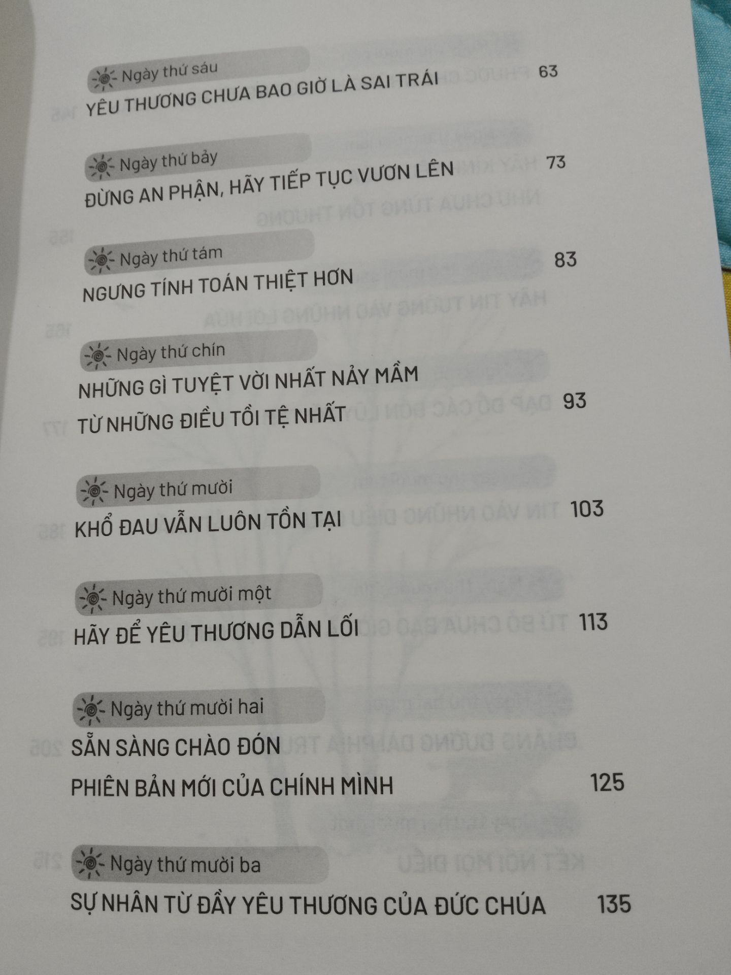 Cuốn sách đem đến những sự yên ủi cho những tấm lòng bị tổn thương và sợ hãi khi phải mở lòng ra 1 lần nữa. Đặc biệt đối với ai là Christian thì nên tham khảo.
Tiki giao hàng nhanh, sách tốt không có gì phải phàn nàn.
