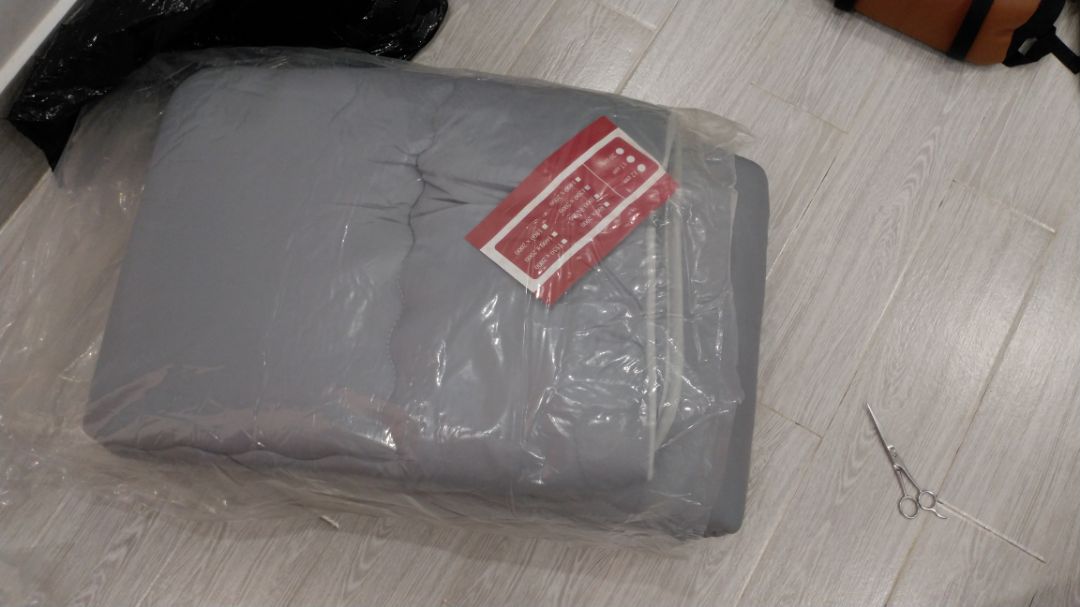 giao hàng nhanh hàng thì rất chất lượng nhá mặc dù là mik đặt 1m2×2m lúc đầu tưởng nó nhỏ ai ngờ nó cũng to phết