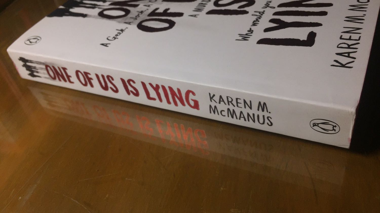 Sách không được bọc nhưng vẫn nguyên vẹn khi giao đến nơi. Mình rất hài lòng.