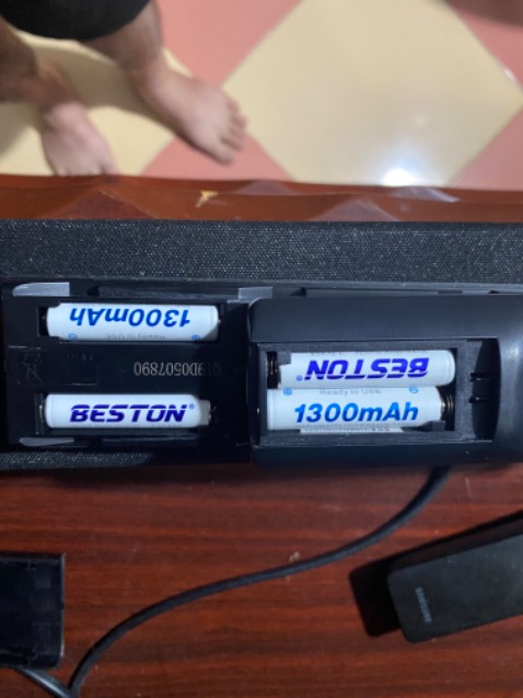 Dùng pin điều khiển dùng ok.