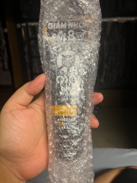 Sản phẩm nhận được k gồm hàng tặng kèm, tiki check lại