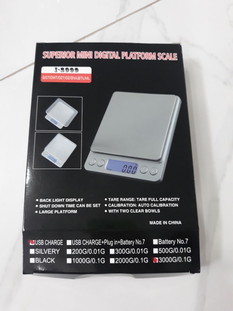 Dịch bệnh ở nhà nấu ăn thường xuyên nên nhu cầu làm bánh tăng cao, dạo 1 vòng quyết định mua em cân điện tử này, đúng là không thất vọng, về cân thử nhiều món khá là chính xác, thiết kế nhỏ gọn, sắc sảo mặt kim loại sáng bóng, giao khá nhanh, đóng gói có chống sốc nên đi đường dài yên tâm, để dùng xem độ bền như thế nào. cảm ơn shop đã tư vấn nhiệt tình