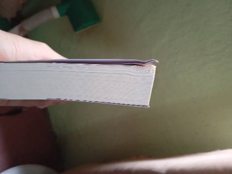 Sách oke. Nhưng có thể do vận chuyển nên em nó không còn được nguyên vẹn...