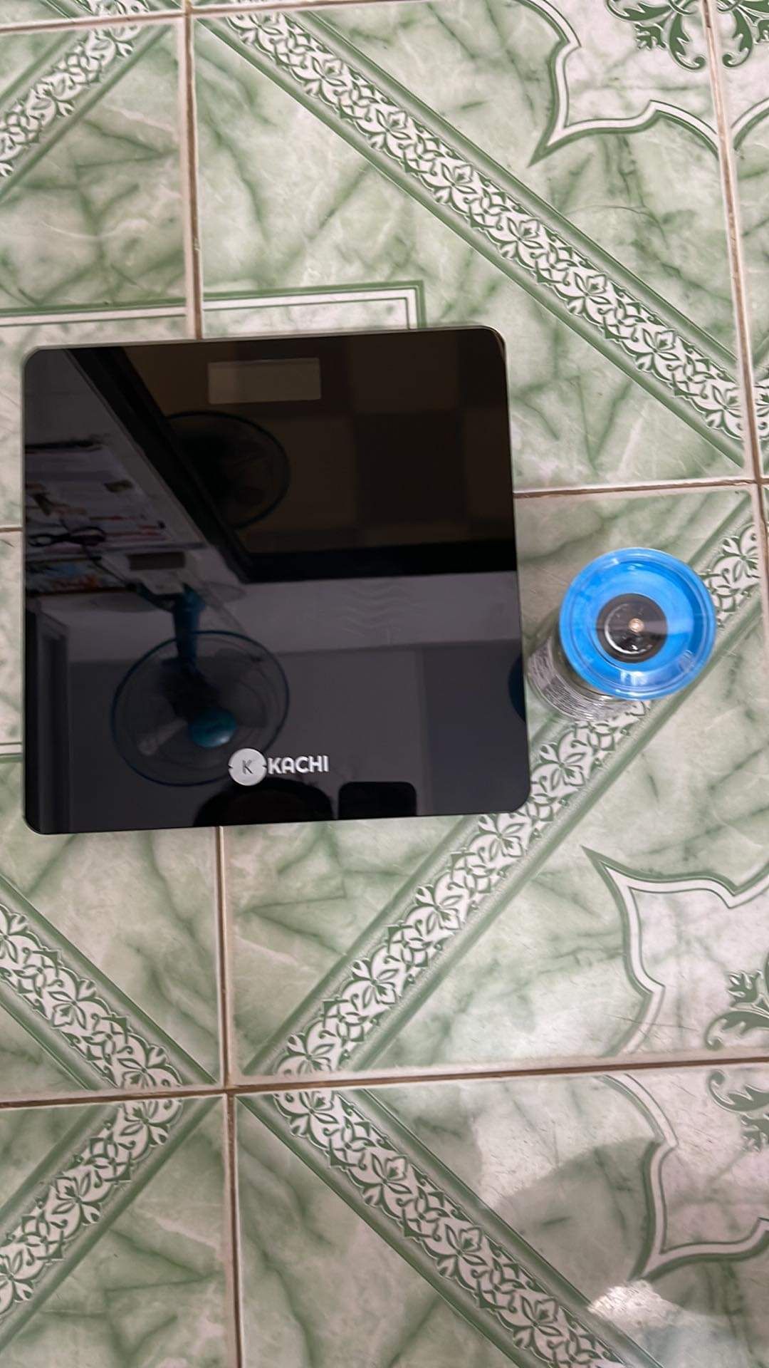 Cân thấy chính xác, ngoại hình đẹp, nhìn sang trọng. không biết về lâu dài thì có bền k nữa. Trước mắt cho 5 sao vì shop tặng thêm cối xay tiêu haha