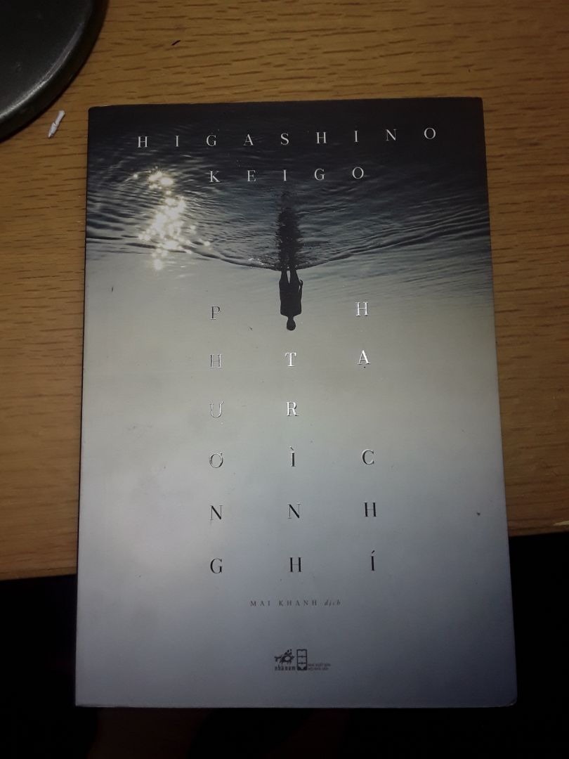 - Tiki giao hàng rất nhanh 
- Lần này việc bảo quản sách làm mình rất thất vọng, sách bẩn, cong, bị quăn mép. Mình mua sách này đi tặng bạn mà bâyh sách bẩn như thế này thì kh dám tặng ;-;. Hi vọng lần sau Tiki bảo quản sách tốt hơn
