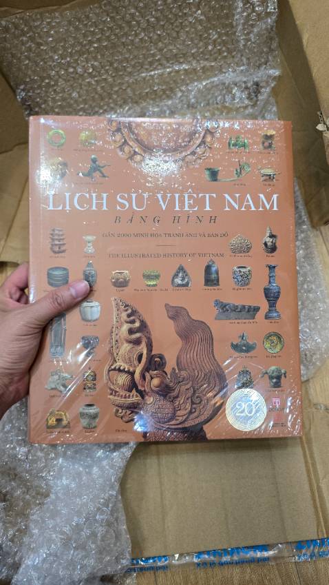 Sách tuyệt vời
Đóng gói có vấn đề
Vận chuyển không ổn
Người mua sách ghét nhất kiểu này, lại còn diễn ra nhiều lần