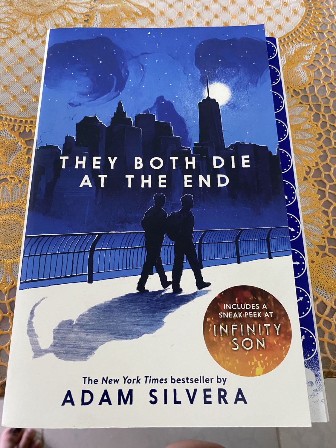 vô cùng xinh đẹp, mới tinh, đóng gói cẩn thận, giấy đẹp cực kì, rất đáng tiền