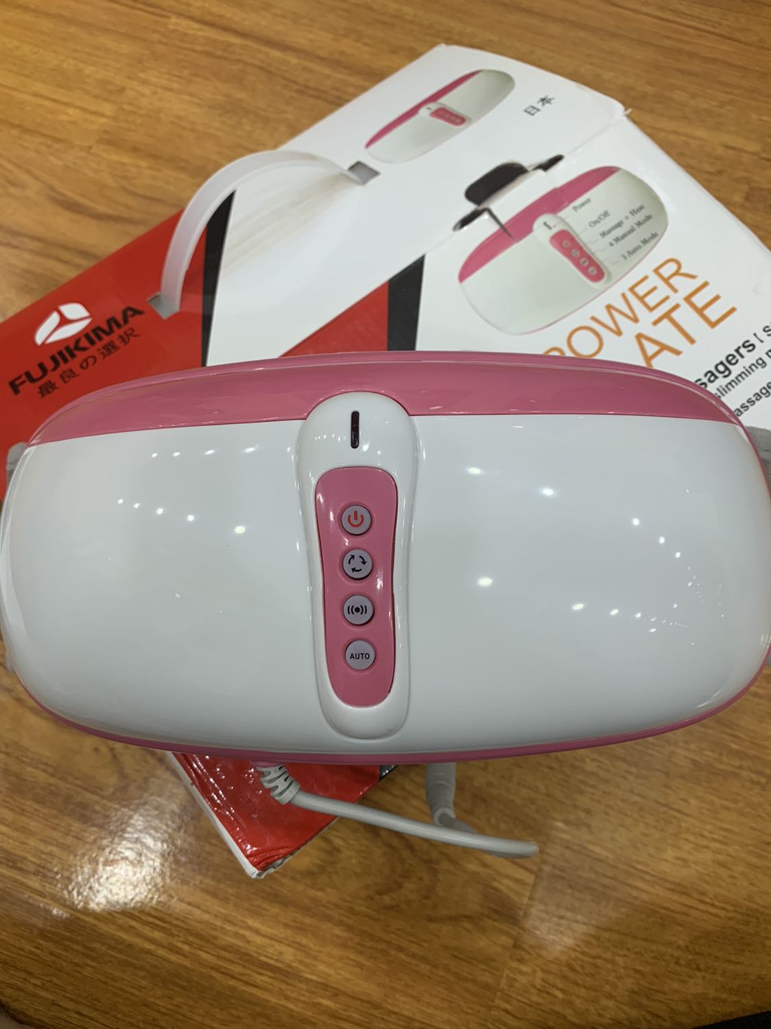 Sản phẩm tốt chất lượng lắm, mẫu mã nhìn đẹp và gọn. Chế độ rung mạnh có nhiều bài tập để điều chỉnh. Dễ sử dụng