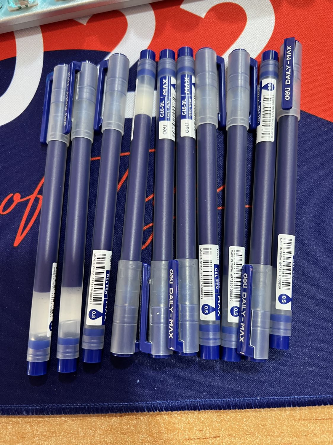 Bút đẹp, mực ra đều, chất lượng thì dùng thêm một thời gian mới biết được Bút đẹp, mực ra đều, chất lượng thì dùng thêm một thời gian mới biết được