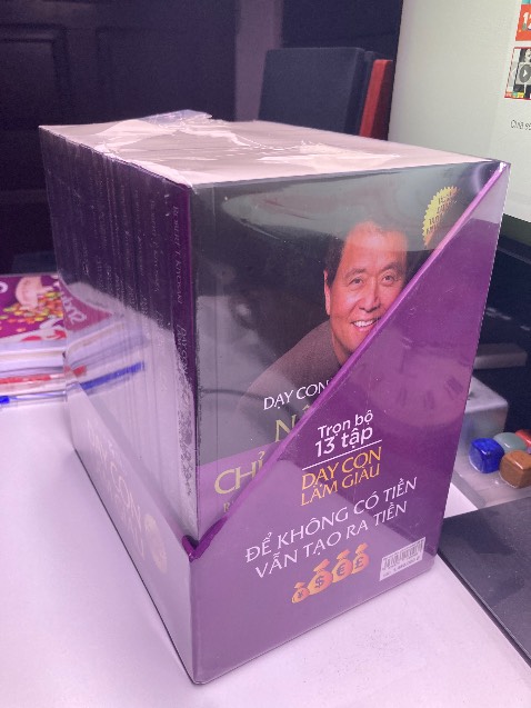 Sách chất lượng tốt, giao hàng nhanh. Hài lòng!