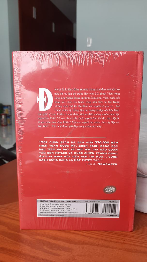 Sách mới, đóng gói bao bọc cẩn thận nhưng giao hơi lâu, cả tuần. Dù sao cũng Ok. Nội dung chưa rảnh để xem nên chưa biết.