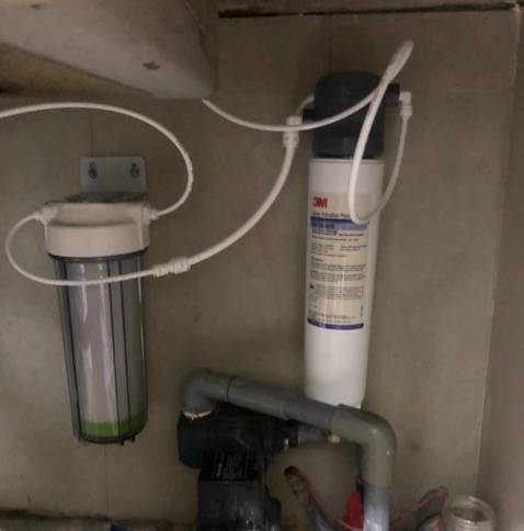 máy lọc nước 3M BREW120MS sử dụng ok, lọc nhanh, công suất lớn tính ra rất tiết kiệm so với nước bình, shop lắp đặt nhanh chóng và đơn giản, thay lõi cũng dễ. máy lọc nước 3M BREW120MS sử dụng ok, lọc nhanh, công suất lớn tính ra rất tiết kiệm so với nước bình, shop lắp đặt nhanh chóng và đơn giản, thay lõi cũng dễ.