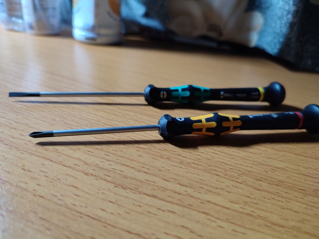 Kiểu dáng đẹp, giao hàng nhanh, xài rất tốt.