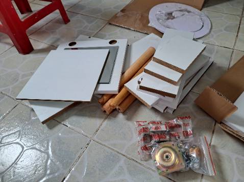 Hàng khá ổn, shop cung cap đủ linh kiện, hướng dẫn lắp hơi khó hiểu, nên đánh số linh kiện và các mảnh ghép nếu đc. Gia công chính xác đạt 8/10.