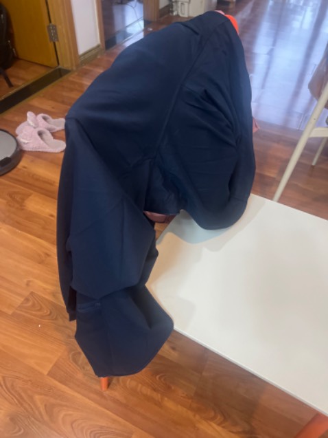 Áo khoác đẹp có các túi trong rắt tiện lợi. Sẽ tiếp tục ủng hộ shop !